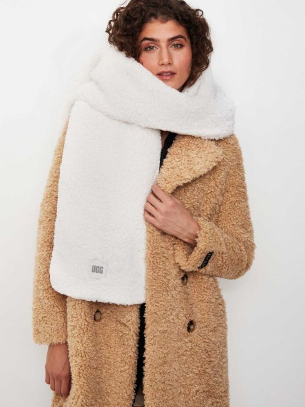 Beautiful Ugg Womans Sherpa Scarf